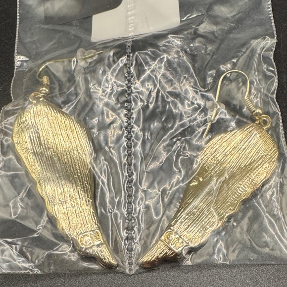 JTV Gold Tone Angel Wing Crystal Necklace and Earring Set marked CN - Picture 7 of 9